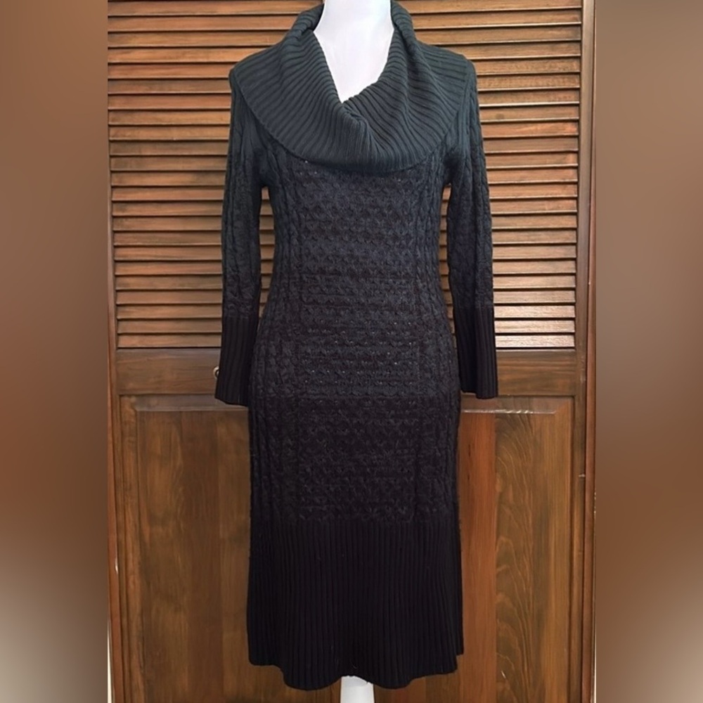 Studio One Dark Green & Black Cowl Neck 3/4 Sleeve Sweater Dress Size S
